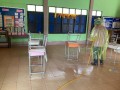 ทำการฉีดพ่นฆ่าเชื้ออาคารและสถานที่ภายในโรงเรียนน้ำจำ Image 10