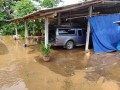 ลงพื้นที่สำรวจสถานการณ์น้ำท่วมบ้านเรือนของประชาชนบ้านน้ำโจ้ ... Image 4