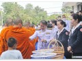 ร่วมพิธีทำบุญตักบาตร 12 สิงหาคม Image 9